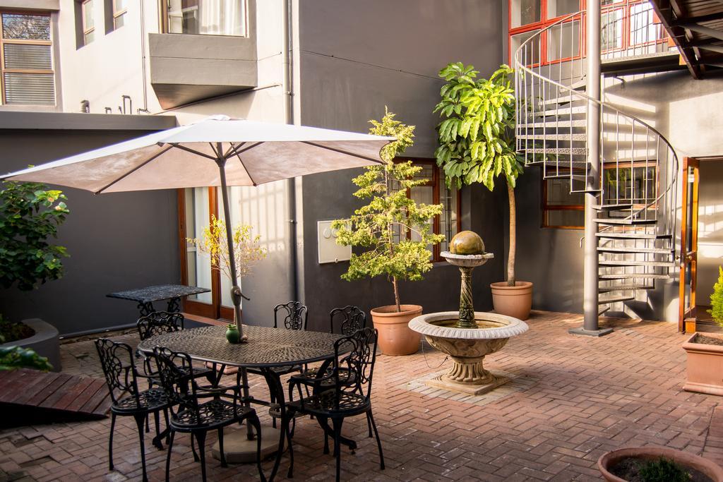 Edward Charles Manor Hotel Mossel Bay Exterior photo