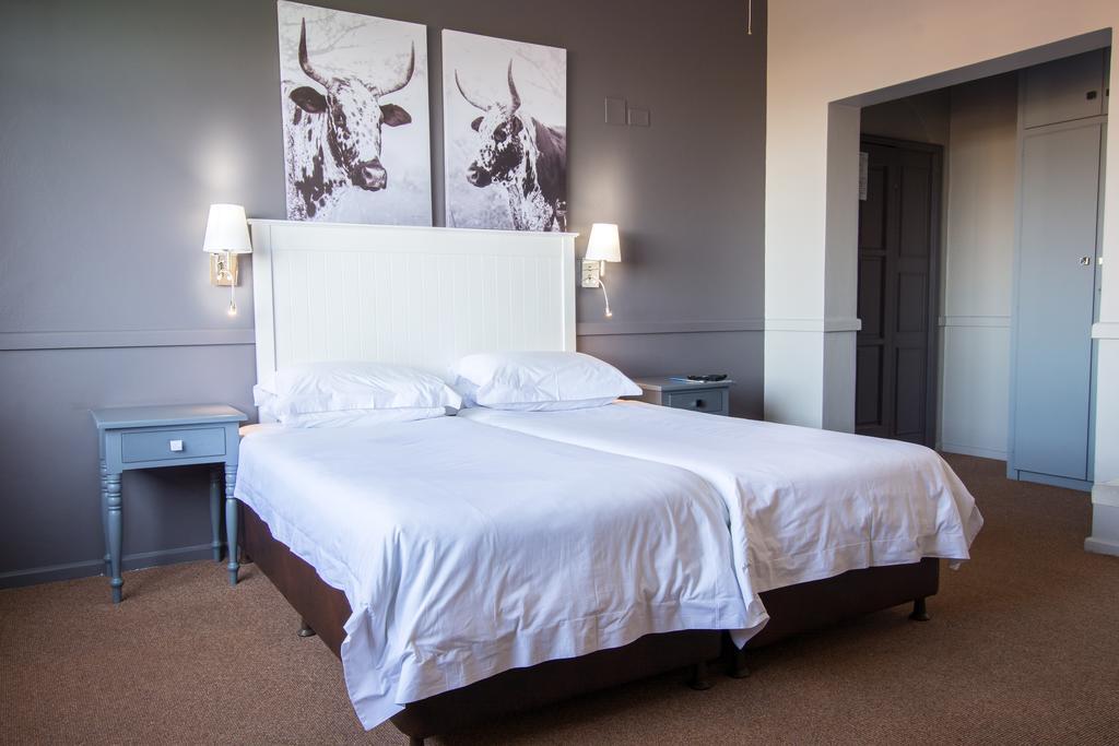 Edward Charles Manor Hotel Mossel Bay Exterior photo